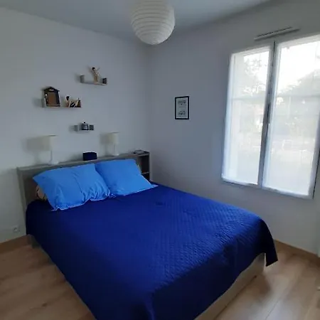 Paree D Eau 104 - Avec Piscine - Rez De Jardin 1 *